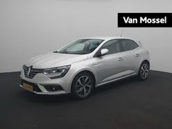 Grijs Gebruikt 2018 Renault Mégane IV Intens Hatchback | € 13.940 (Eerlijke prijs)