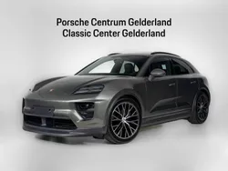 Aventuringroen metallic Nieuw 2024 Porsche Macan SUV | € 113.891 (Goede deal)