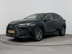Zwart Gebruikt 2024 Lexus NX450h+ Executive Line SUV | € 64.945 (Eerlijke prijs)