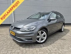 Grijs, metallic lak Gebruikt 2019 VW Golf VII Comfortline Stationwagen | € 16.888 (Eerlijke prijs)
