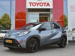 Grijs Gebruikt 2024 Toyota Aygo Premium Hatchback | € 24.499 (Eerlijke prijs)