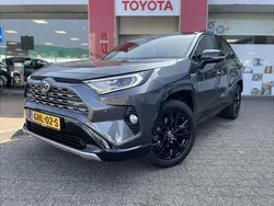 Gebruikt 2021 Toyota RAV4 Hybrid SUV | € 32.190 (Eerlijke prijs)