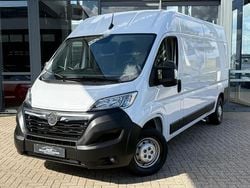 Wit Gebruikt 2024 Opel Movano Van | € 22.750 (Super prijs)