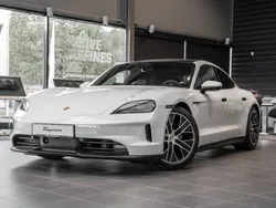 Wit Gebruikt 2024 Porsche Taycan Sedan | € 93.529