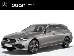 Zilver, metallic lak Gebruikt 2023 Mercedes C180 Luxury Stationwagen | € 65.030