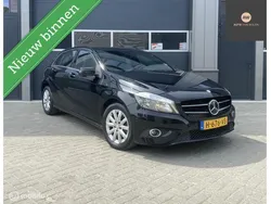 Zwart Gebruikt 2015 Mercedes A180 Ambition Hatchback | € 11.950 (Eerlijke prijs)