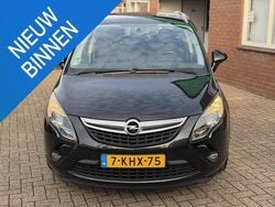 Zwart Gebruikt 2013 Opel Zafira Tourer Design Edition MPV | € 4.999 (Eerlijke prijs)