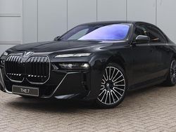 Zwart Nieuw 2025 BMW i7 M Sport Sedan | € 166.172