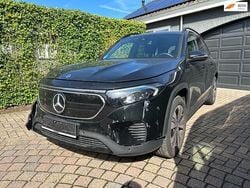 Zwart Gebruikt 2022 Mercedes EQB300 SUV | € 22.750