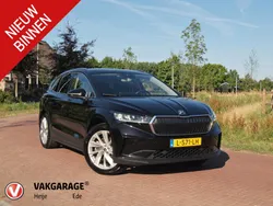 Zwart Gebruikt 2021 Skoda Enyaq iV SUV | € 31.490 (Eerlijke prijs)