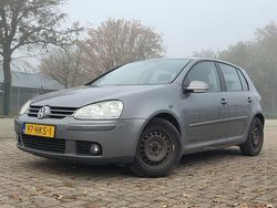 Grijs Gebruikt 2009 VW Golf VI Trendline Hatchback | € 1.999 (Goede deal)