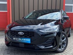 Zwart Gebruikt 2023 Ford Focus ST-Line Sedan | € 25.850 (Iets duurder)