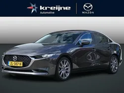 Machine gray Gebruikt 2019 Mazda 3 Comfort Sedan | € 16.925 (Eerlijke prijs)