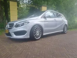 Grijs Gebruikt 2014 Mercedes B200 MPV | € 13.600