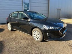 Zwart Gebruikt 2022 Ford Focus Sedan | € 21.900 (Eerlijke prijs)