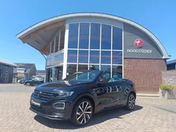 Zwart Gebruikt 2021 VW T-Roc Cabriolet R-line Cabriolet | € 30.445 (Goede deal)