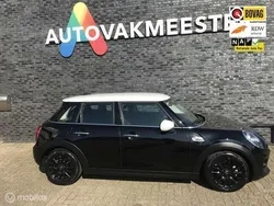 Zwart, metallic lak Gebruikt 2019 Mini Cooper Pepper Hatchback | € 16.950 (Goede deal)