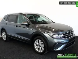 Grijs, metallic lak Gebruikt 2022 VW Tiguan Allspace Business SUV | € 36.950 (Super prijs)