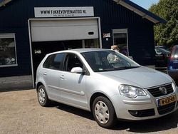 Grijs Gebruikt 2009 VW Polo Hatchback | € 1.150