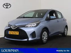 Blauw Gebruikt 2015 Toyota Yaris Hatchback | € 9.950 (Goede deal)