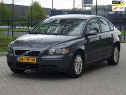 Grijs Gebruikt 2004 Volvo S40 Kinetic Sedan | € 3.999 (Eerlijke prijs)
