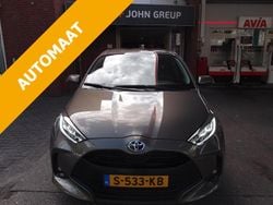 Groen Gebruikt 2023 Toyota Yaris Hybrid Hatchback | € 22.750 (Eerlijke prijs)