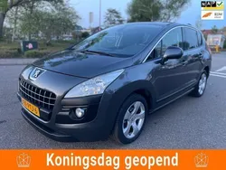 Grijs Gebruikt 2011 Peugeot 3008 MPV | € 3.495 (Eerlijke prijs)