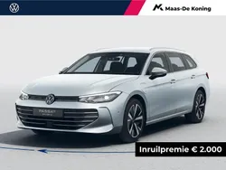 Grijs, metallic lak Nieuw 2025 VW Passat Comfortline Stationwagen | € 42.990