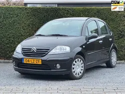 Zwart Gebruikt 2003 Citroën C3 Exclusive Hatchback | € 1.675 (Eerlijke prijs)