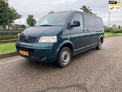 Groen Gebruikt 2004 VW T5 Van | € 2.950
