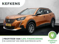 Oranje Gebruikt 2023 Peugeot e-2008 Style SUV | € 21.280 (Eerlijke prijs)