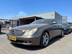 Grijs Gebruikt 2006 Mercedes CLS320 Sedan | € 5.750