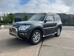 Zilver Gebruikt 2018 Mitsubishi Pajero SUV | € 32.000