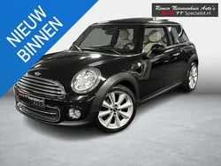 Zwart Gebruikt 2013 Mini Cooper Hatchback | € 9.950 (Duur)