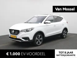 Wit Gebruikt 2021 MG ZS Luxury Sedan | € 16.400 (Eerlijke prijs)