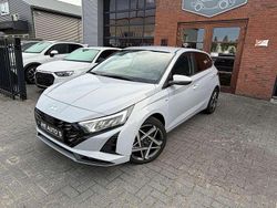 Grijs Gebruikt 2024 Hyundai i20 Premium Hatchback | € 23.950 (Eerlijke prijs)