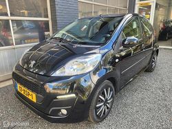 Zwart Gebruikt 2012 Peugeot 107 Envy Hatchback | € 3.950 (Iets duurder)