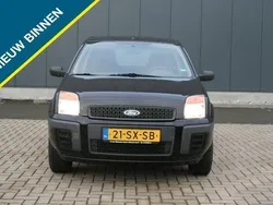 Zwart Gebruikt 2006 Ford Fusion MPV | € 1.249 (Goede deal)