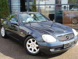 Zwart, metallic lak Gebruikt 1998 Mercedes SLK230 AMG Cabriolet | € 3.499 (Eerlijke prijs)