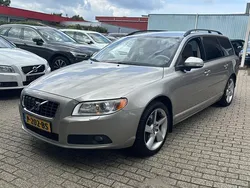 Zilver Gebruikt 2007 Volvo V70 Momentum Stationwagen | € 11.900 (Iets duurder)