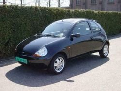 Zwart Gebruikt 2002 Ford Ka Futura Hatchback | € 3.250