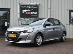 Grijs Gebruikt 2023 Peugeot 208 Active Hatchback | € 18.450 (Eerlijke prijs)