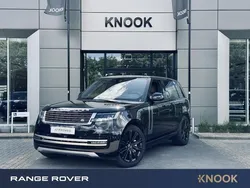 Santorini black Gebruikt 2023 Land Rover Range Rover SE SUV | € 134.950 (Eerlijke prijs)