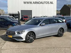 Grijs Gebruikt 2023 Mercedes E300 Luxury Stationwagen | € 28.066