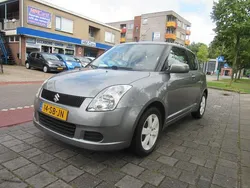 Grijs Gebruikt 2005 Suzuki Swift GLS Hatchback | € 1.950 (Eerlijke prijs)