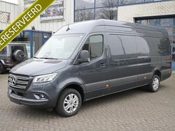 Grijs Gebruikt 2024 Mercedes Sprinter Van | € 54.950