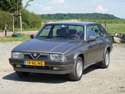 Grijs Gebruikt 1990 Alfa Romeo 75 Sedan | € 12.450