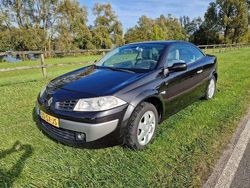 Zwart Gebruikt 2006 Renault Mégane Cabriolet Cabriolet | € 1.650 (Eerlijke prijs)