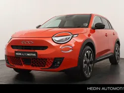 Oranje Nieuw 2025 Fiat 600E La Prima SUV | € 31.995 (Iets duurder)