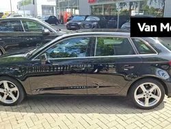 Zwart Gebruikt 2018 Audi A3 Sportback Sport Hatchback | € 19.400 (Eerlijke prijs)